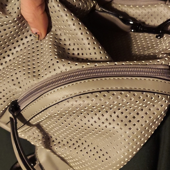Gorpcore vibes on this grey Kate and Alex mini backpack - Picture 4 of 4